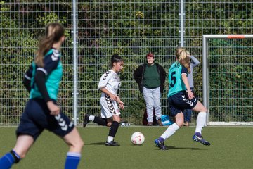 Bild 218 - B-Juniorinnen Wedel - St. Pauli : Ergebnis: 1:2